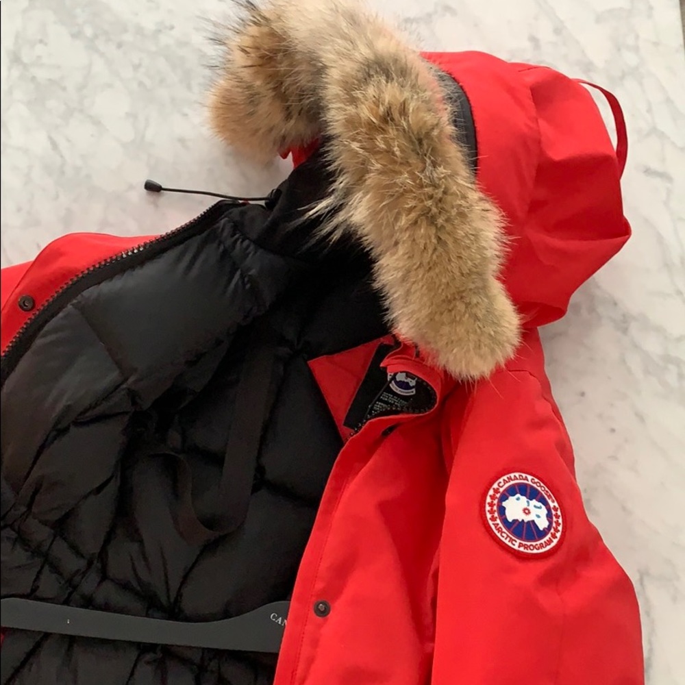 Authentic Canada Goose VICTORIA RED PARKA - Picture 9 of 16